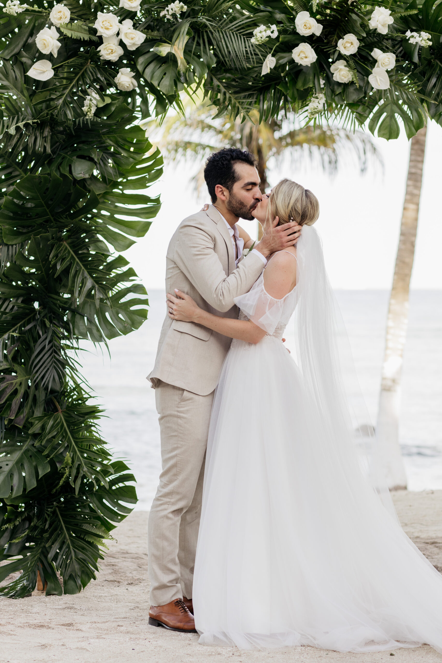 Meghan & Rodrigo at Blue Venado - wedding day