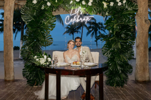 Meghan & Rodrigo at the novios table